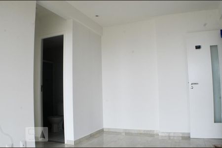 Sala com varanda  de apartamento para alugar com 2 quartos, 57m² em Cabula Iv, Salvador