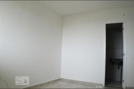 Quarto 1 com banheiro de apartamento para alugar com 2 quartos, 57m² em Cabula Iv, Salvador
