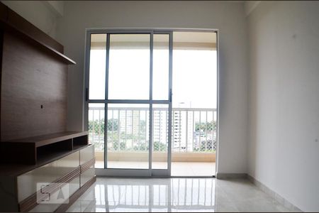 Sala com varanda  de apartamento para alugar com 2 quartos, 57m² em Cabula Iv, Salvador