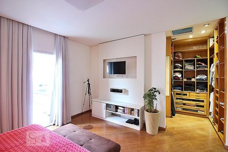 Casa à venda com 340m², 4 quartos e 4 vagasQuarto 3 - Suíte