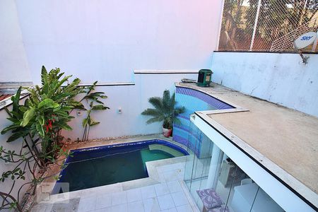 Casa à venda com 340m², 4 quartos e 4 vagasVista do Quarto 3 - Suíte