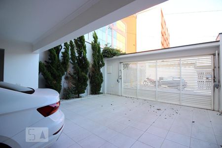 Casa à venda com 340m², 4 quartos e 4 vagasGaragem