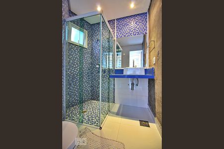 Casa à venda com 340m², 4 quartos e 4 vagasBanheiro da Piscina