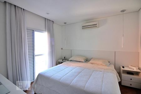 Casa à venda com 340m², 4 quartos e 4 vagasQuarto 1- Suíte