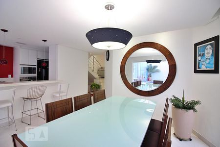 Casa à venda com 340m², 4 quartos e 4 vagasCopa