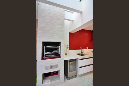 Casa à venda com 340m², 4 quartos e 4 vagasChurrasqueira