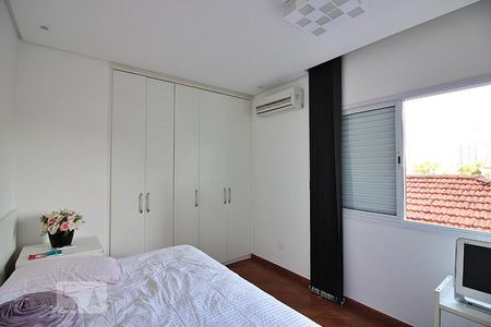 Casa à venda com 340m², 4 quartos e 4 vagasQuarto 2 - Suíte