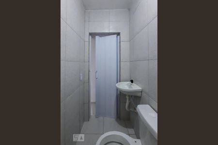 Banheiro de apartamento para alugar com 1 quarto, 35m² em Centro, Diadema