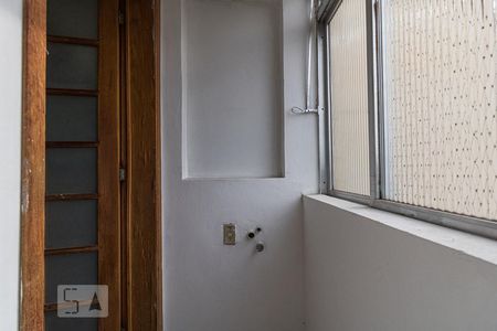 Apartamento à venda com 58m², 2 quartos e sem vagaArea de serviço
