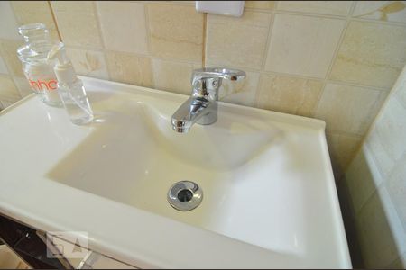 Casa para alugar com 328m², 8 quartos e 4 vagasCasa 1 - Banheiro Suíte 1