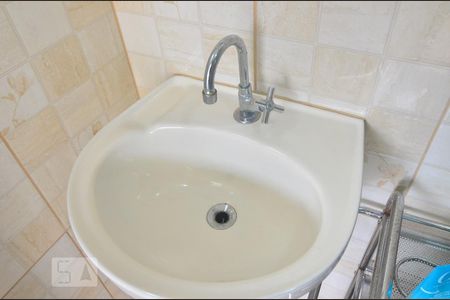 Casa para alugar com 328m², 8 quartos e 4 vagasCasa 1 - Banheiro Social