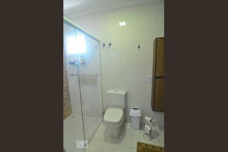 Casa para alugar com 328m², 8 quartos e 4 vagasCasa 1 - Banheiro suíte 2