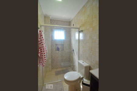 Casa para alugar com 328m², 8 quartos e 4 vagasCasa 1 - Banheiro Suíte 1