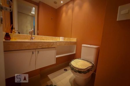 Apartamento à venda com 130m², 3 quartos e 2 vagasLavabo