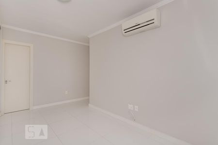 Suíte de apartamento à venda com 2 quartos, 117m² em Cristo Redentor, Porto Alegre