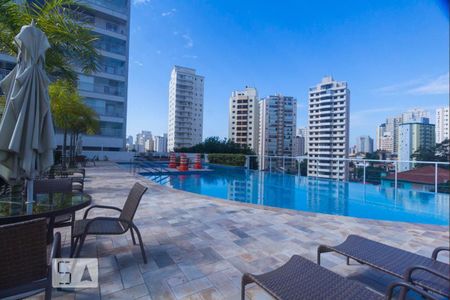 Apartamento à venda com 96m², 2 quartos e 2 vagasÁrea comum - Piscina