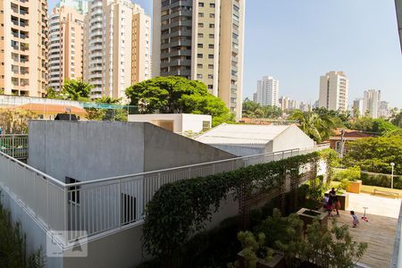 Apartamento à venda com 96m², 2 quartos e 2 vagas Apartamento à venda com 96m², 2 quartos e 2 vagasVista da varanda
