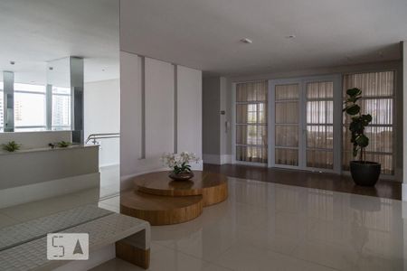 Apartamento à venda com 96m², 2 quartos e 2 vagas Apartamento à venda com 96m², 2 quartos e 2 vagasHall social