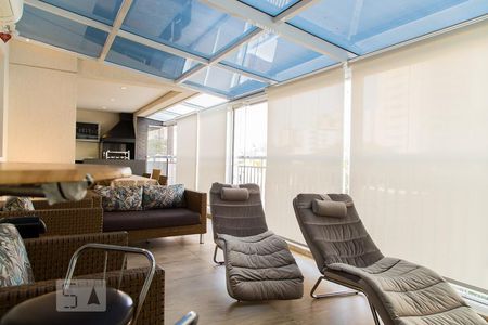 Apartamento à venda com 96m², 2 quartos e 2 vagas Apartamento à venda com 96m², 2 quartos e 2 vagasVaranda