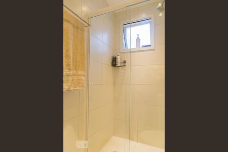 Apartamento à venda com 96m², 2 quartos e 2 vagas Apartamento à venda com 96m², 2 quartos e 2 vagasBanheiro da suíte