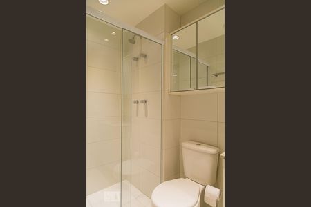 Apartamento à venda com 96m², 2 quartos e 2 vagas Apartamento à venda com 96m², 2 quartos e 2 vagasBanheiro social