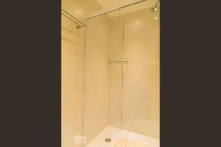 Apartamento à venda com 96m², 2 quartos e 2 vagas Apartamento à venda com 96m², 2 quartos e 2 vagasBanheiro social