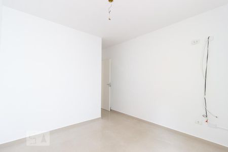 Suíte de casa para alugar com 3 quartos, 74m² em Vila Nivi, São Paulo