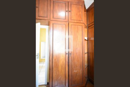 Apartamento para alugar com 57m², 2 quartos e 1 vagaQuarto 2 - Armários