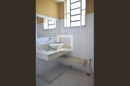Apartamento para alugar com 57m², 2 quartos e 1 vagaBanheiro