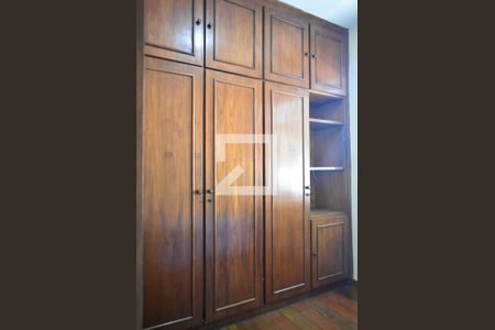 Apartamento para alugar com 57m², 2 quartos e 1 vagaQuarto 2 - Armários
