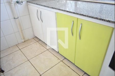 Apartamento para alugar com 57m², 2 quartos e 1 vagaÁrea de Serviço - Armário