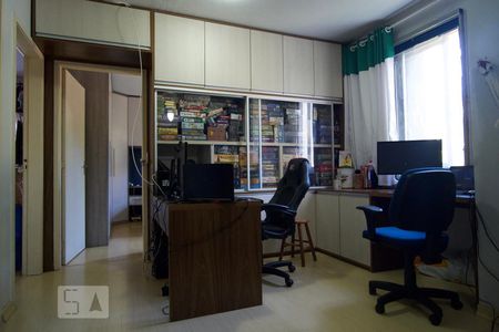 Sala de apartamento à venda com 2 quartos, 80m² em Partenon, Porto Alegre