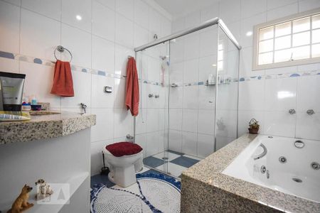 Casa para alugar com 350m², 5 quartos e 5 vagas Casa para alugar com 350m², 5 quartos e 5 vagasBanheiro suíte 3