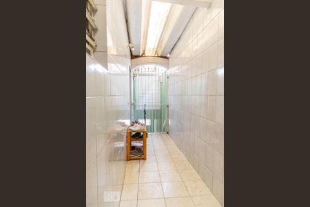 Casa à venda com 159m², 3 quartos e 2 vagasCorredor