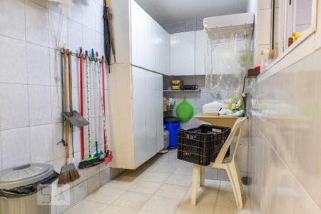 Casa à venda com 159m², 3 quartos e 2 vagasÁrea de serviço