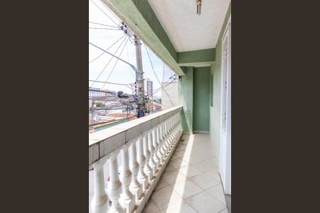 Casa à venda com 159m², 3 quartos e 2 vagasVaranda do salão