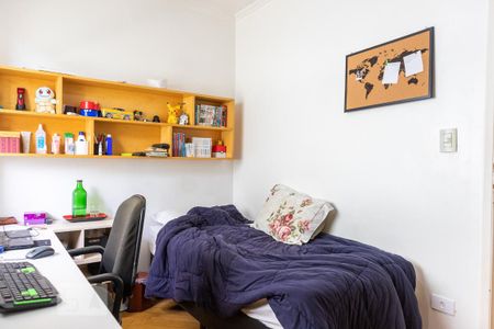 Casa à venda com 159m², 3 quartos e 2 vagasQuarto 2