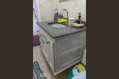 Casa à venda com 159m², 3 quartos e 2 vagasBanheiro 2