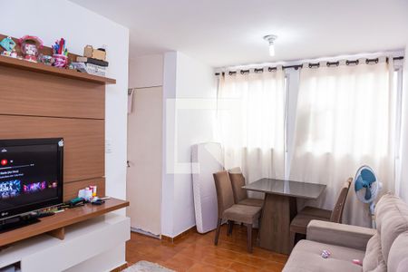 Sala de apartamento para alugar com 2 quartos, 49m² em Vila Sílvia, São Paulo
