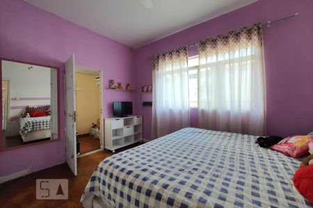 Casa à venda com 238m², 6 quartos e 5 vagas Casa à venda com 238m², 6 quartos e 5 vagasQuarto 5