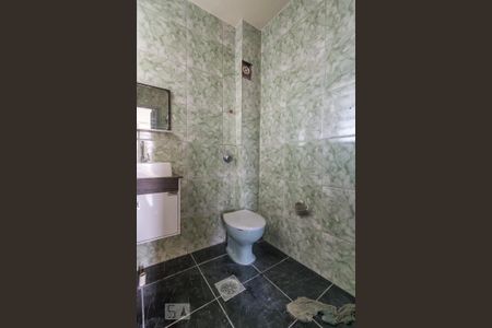 Apartamento à venda com 68m², 2 quartos e sem vaga Apartamento à venda com 68m², 2 quartos e sem vagaBanheiro