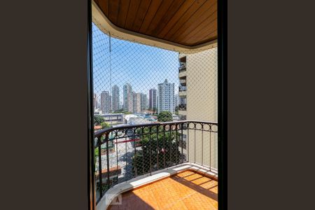 Apartamento para alugar com 160m², 3 quartos e 2 vagasSuíte 1 - Varanda