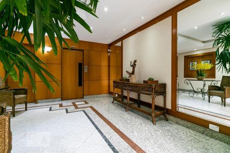 Apartamento para alugar com 160m², 3 quartos e 2 vagasHall de Entrada