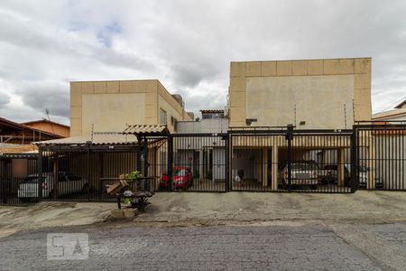 Apartamento para alugar com 50m², 2 quartos e 1 vagaFachada