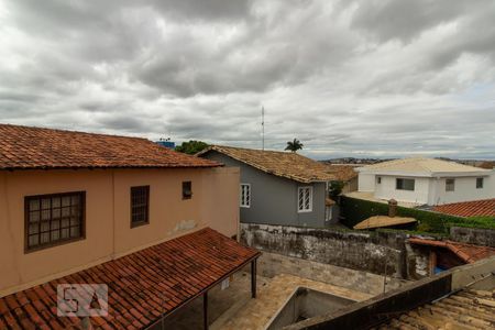 Vista da sala de apartamento para alugar com 2 quartos, 50m² em Santa Amelia, Belo Horizonte
