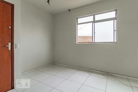 Sala de apartamento para alugar com 2 quartos, 50m² em Santa Amelia, Belo Horizonte