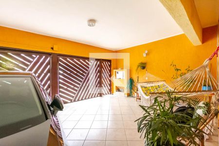 Casa à venda com 285m², 4 quartos e 1 vaga Casa à venda com 285m², 4 quartos e 1 vagaGaragem