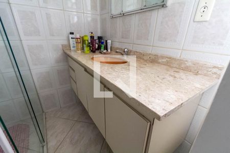 Casa à venda com 285m², 4 quartos e 1 vaga Casa à venda com 285m², 4 quartos e 1 vagaBanheiro da Suíte