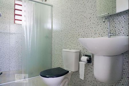 Casa para alugar com 80m², 2 quartos e sem vaga Casa para alugar com 80m², 2 quartos e sem vagaBanheiro