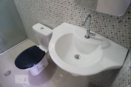 Casa para alugar com 80m², 2 quartos e sem vaga Casa para alugar com 80m², 2 quartos e sem vagaBanheiro